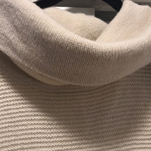 NY&CO cowl neck sweater, Large, off white w/ gold - Picture 2 of 4